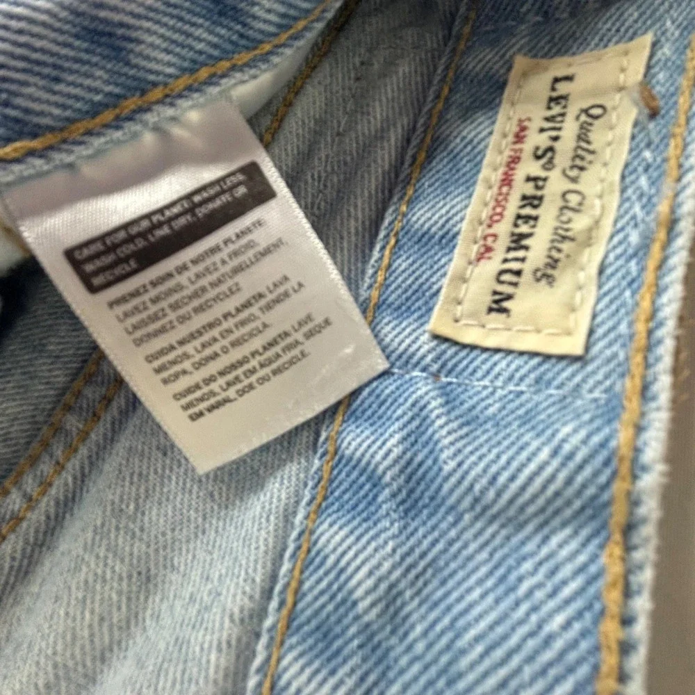Levi's Premium 501 Mens Straight Leg Distressed Jeans Light Wash Button Fly